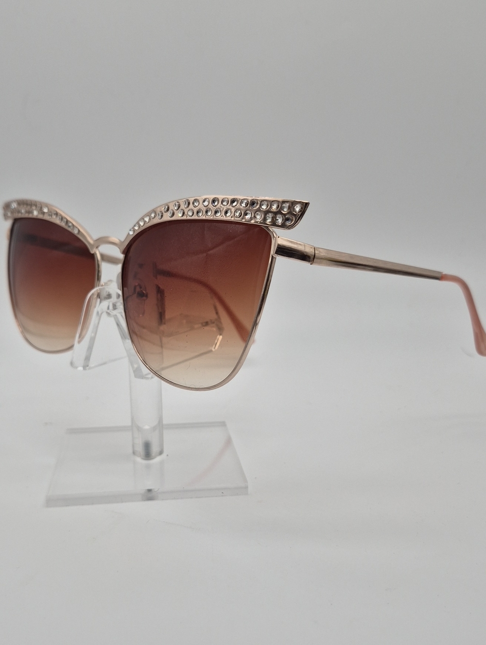 Crystal-Trim Gold Cat-Eye Sunglasses with Brown Gradient Lenses